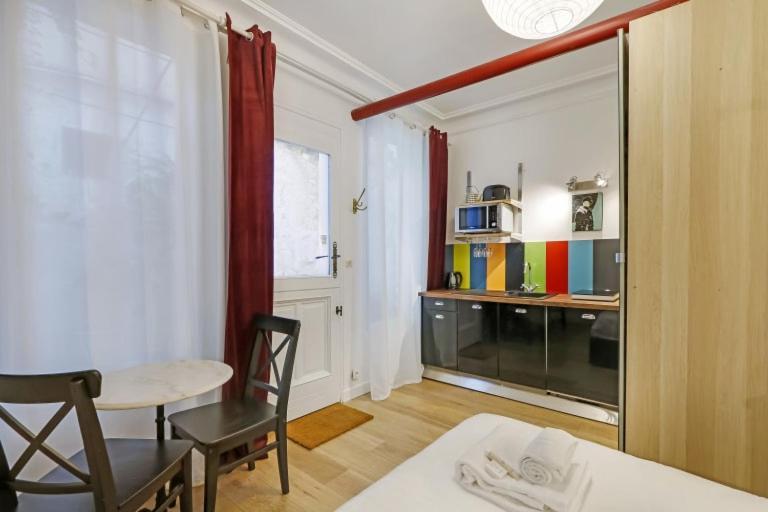 A Sweet Studio In Montparnasse - Boulevard Du Montparnasse París Exterior foto